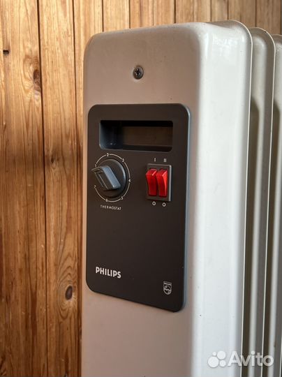 Масляный обогреватель Philips