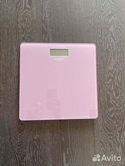Весы напольные электронные Scarlett
