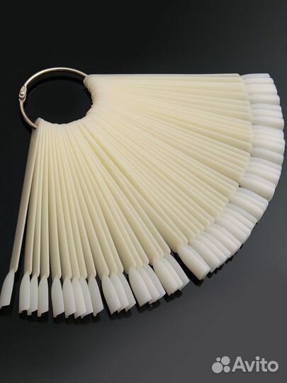 Палитра для демонстрации лаков на кольце