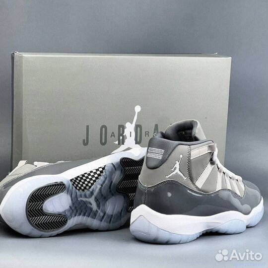 Nike AIR Jordan 11 grey