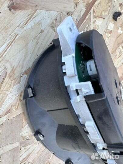 Панель приборов Лада Веста седан