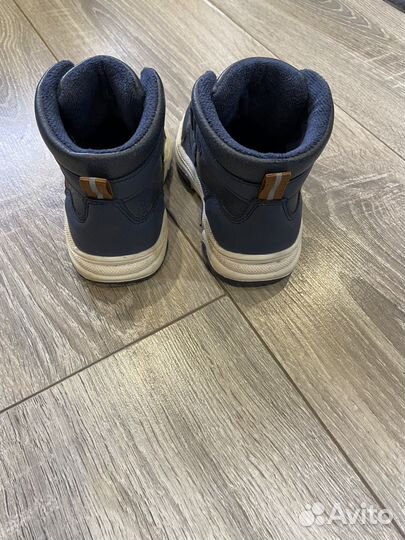 Детские ботинки