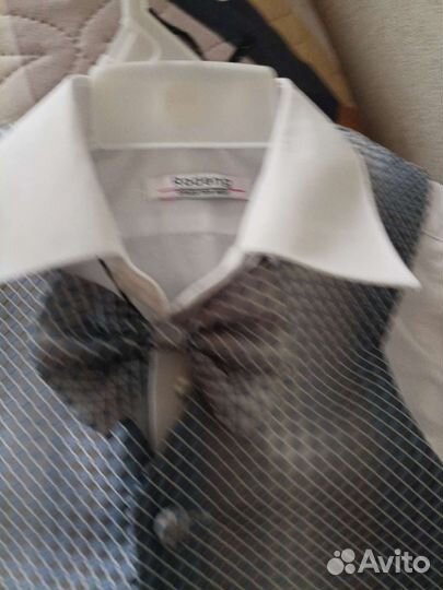 Костюм тройка