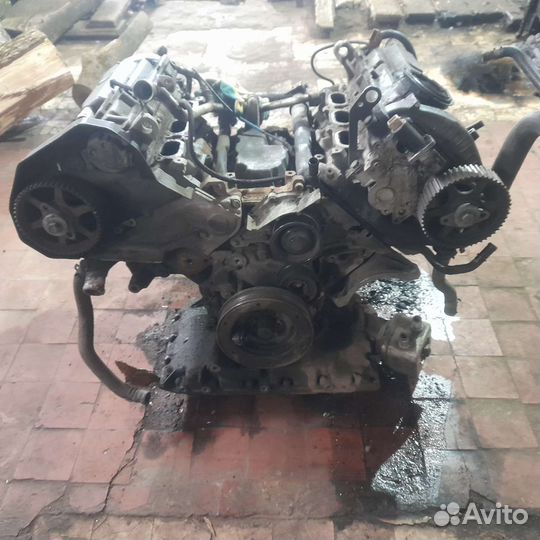 Разбор мотор по частям на Audi 2.8