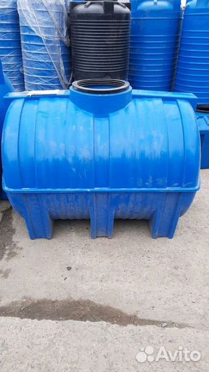 Ёмкость / бочка пластиковая