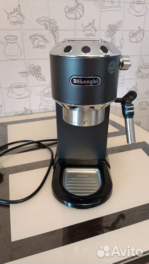 Кофеварка рожковая delonghi
