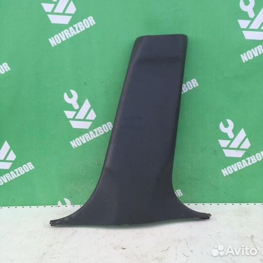 Обшивка стойки Ровер 4-серия
