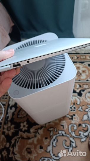 Apple macbook air 11 A1370