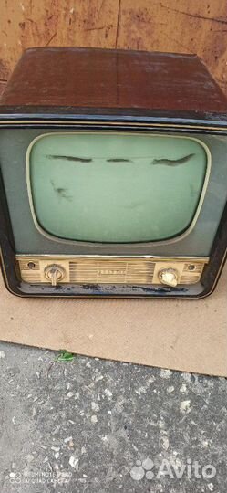 Телевизор 