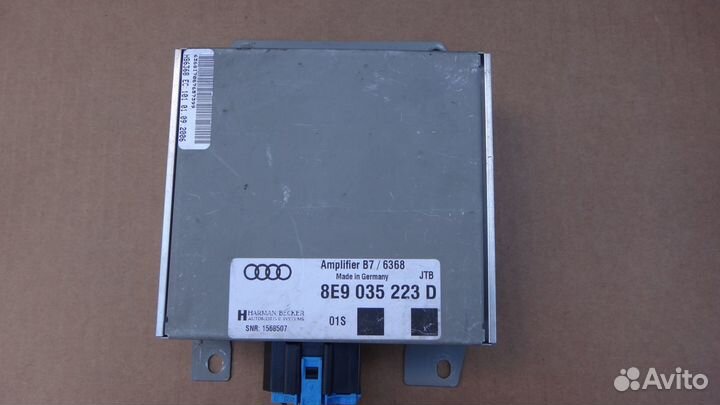 Усилитель штатный Audi A4 B7 8E9035223D