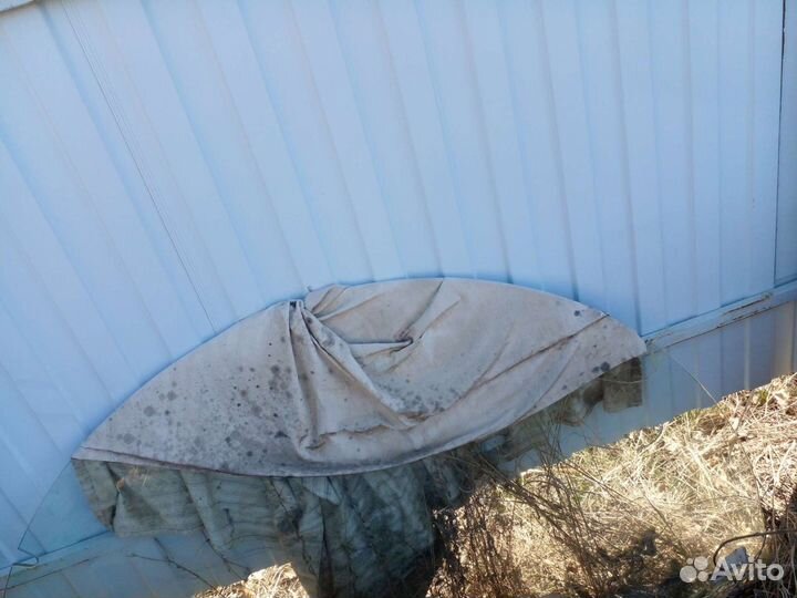 Стеклянный козырек