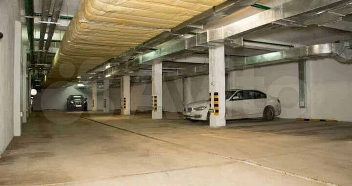 Машиноместо, 15 м²