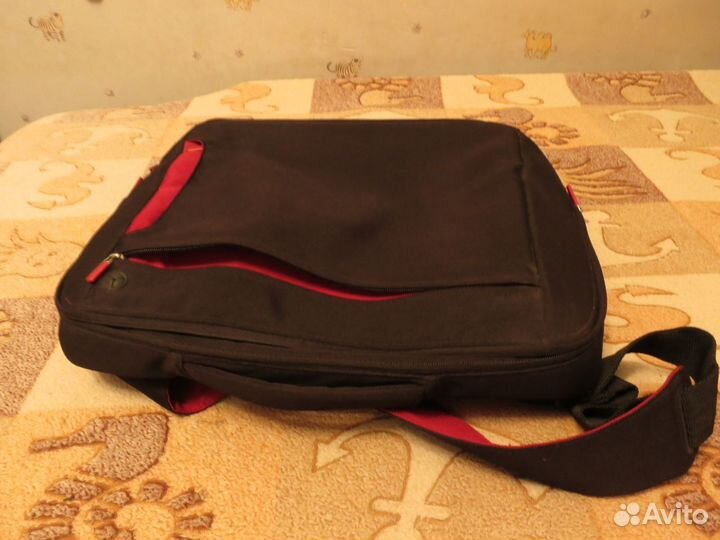 Сумка для ноутбука Belkin