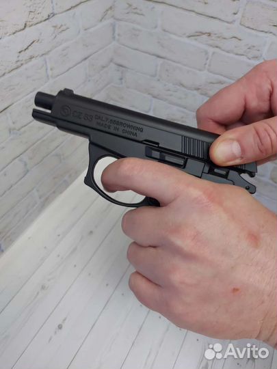 Сувенирная зажигалка