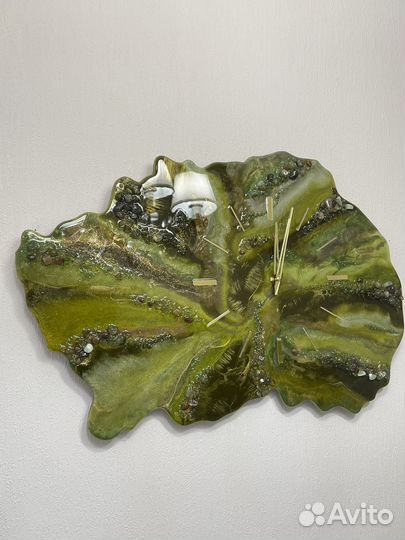 Картины из эпоксидной смолы. Часы настенные