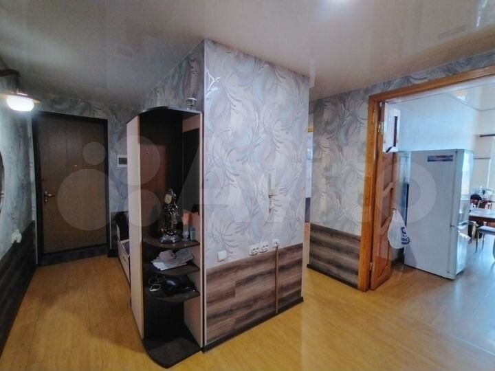 3-к. квартира, 108 м², 2/6 эт.