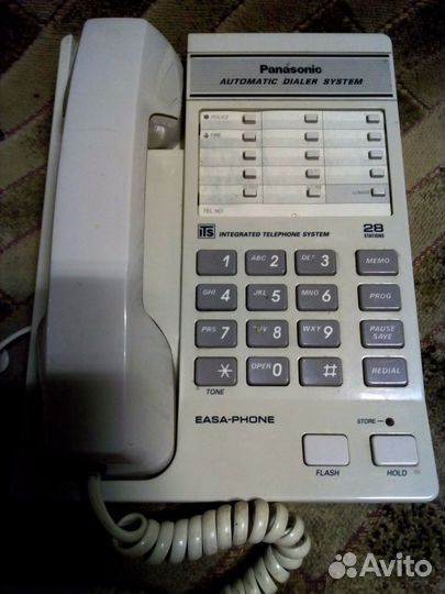 Телефон Panasonic KX-T2335