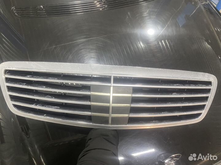 Решетка радиатора с дистроником mercedes w220