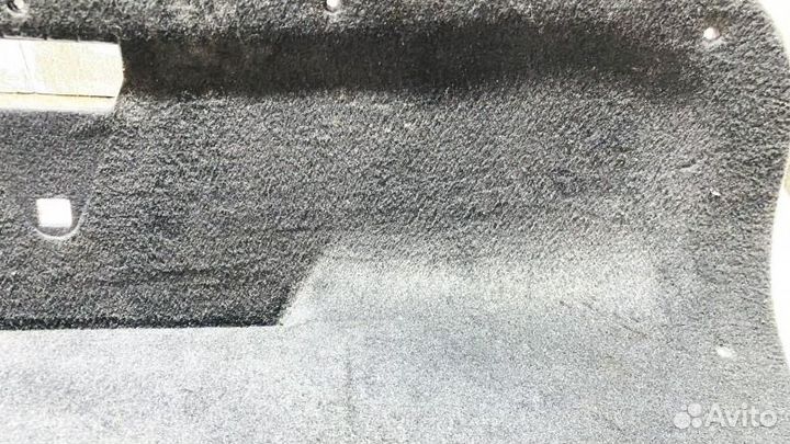 Обшивка крышки багажника Volkswagen Bora седан 1.6