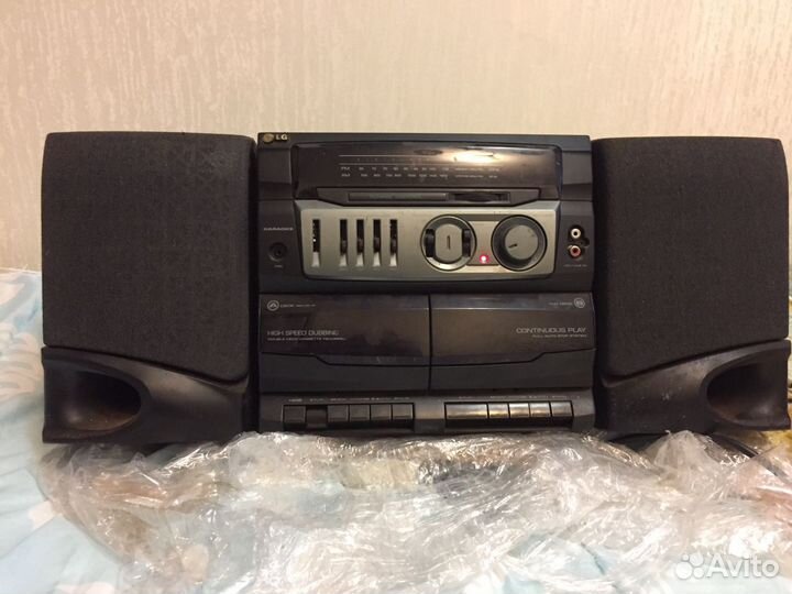 Магнитола LG