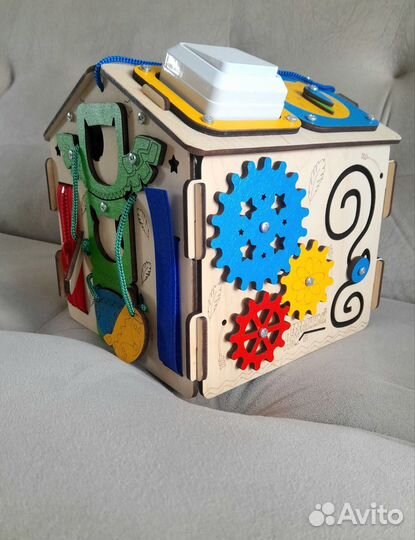 Бизиборд бизидом