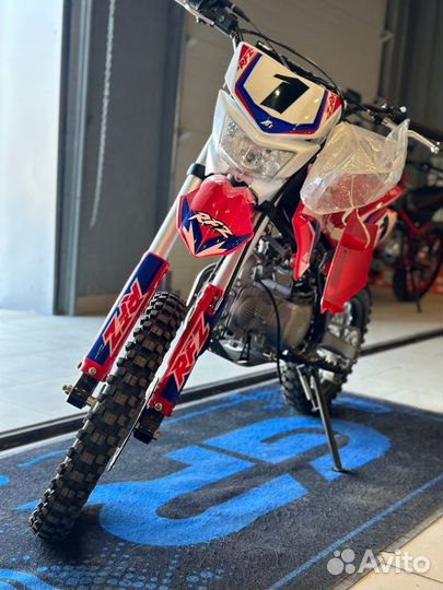 Мотоцикл Кроссовый Apollo RFZ start 125L, 17/14