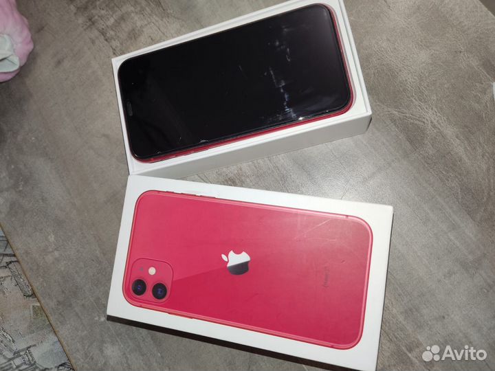 iPhone 11, 64 ГБ
