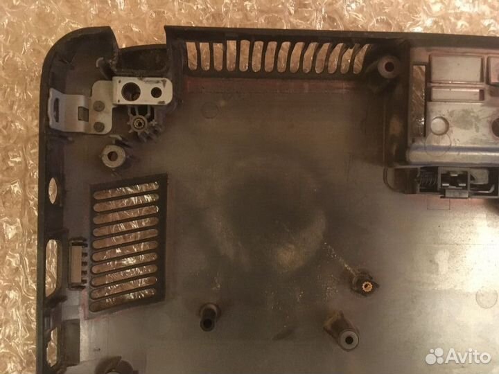 Корпус, поддон samsung RV508 / RV510 / R525