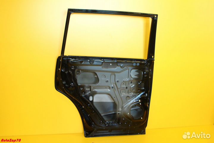 Nissan Patrol (Y62) Дверь задняя левая