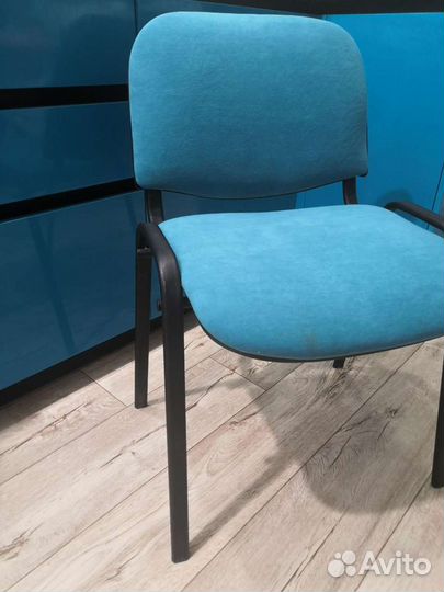 Перетяжка офисных и домашних стульев, диванов, кро