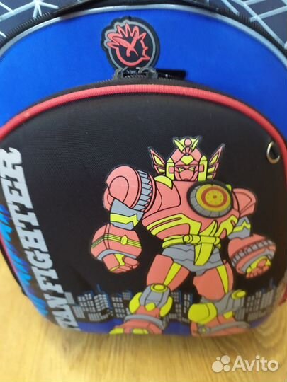 Рюкзак школьный Hummingbird