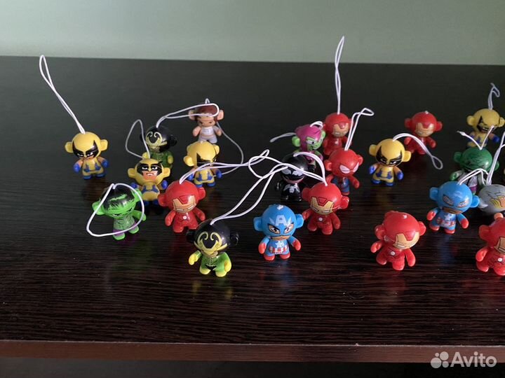 Киндер сюрприз Головастики Марвел 2013