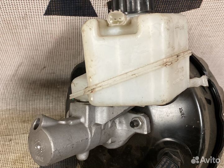 Тормозной вакуумник Mercedes W212 A2124301130