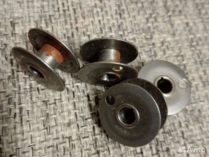 Шпулька для швейной машинки