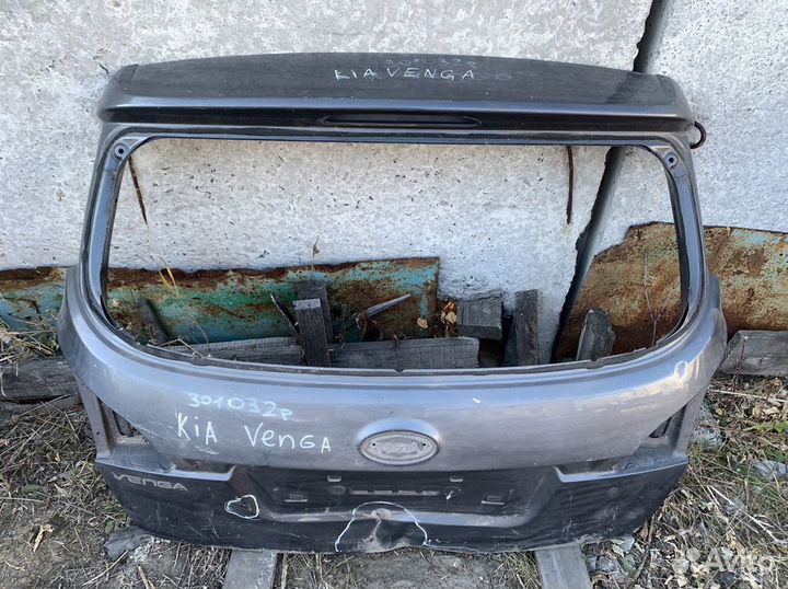 Дверь багажника Kia Venga 2010-2017 (737001P000)