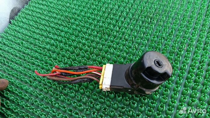 Контактная группа замка зажигания Chevrolet