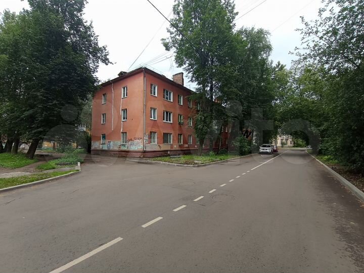 3-к. квартира, 58 м², 1/3 эт.