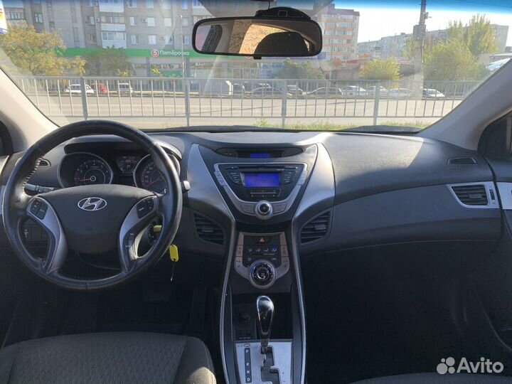 Hyundai Elantra 1.6 AT, 2012, 88 577 км