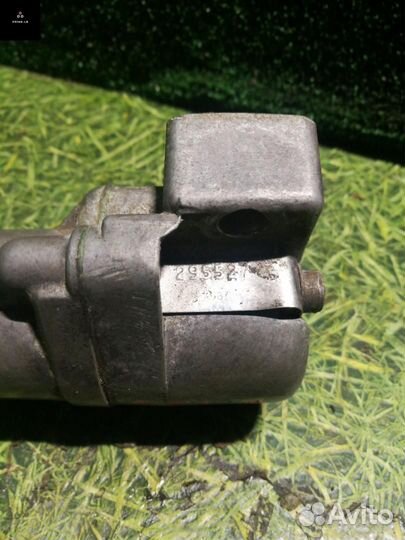 Кран ручного тормоза (ручник) Volvo F 1986 273036