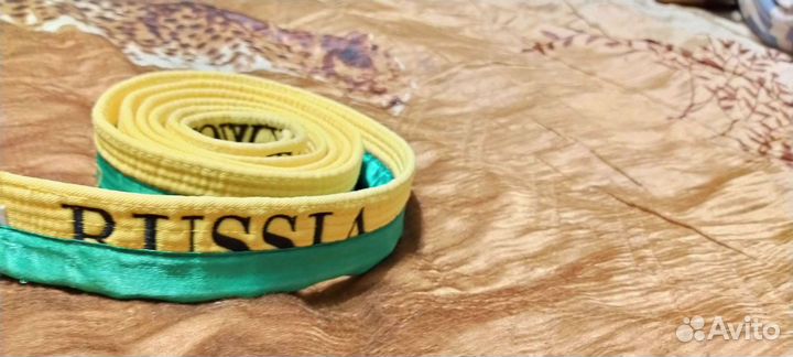 Пояс жёлтый с зелёной полоской для тхеквондо