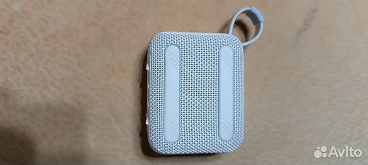 Колонка jbl go 4