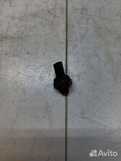 Датчик давления масла двс Peugeot 408 EP6CDT