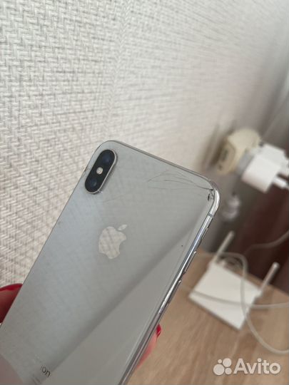 iPhone X, 64 ГБ