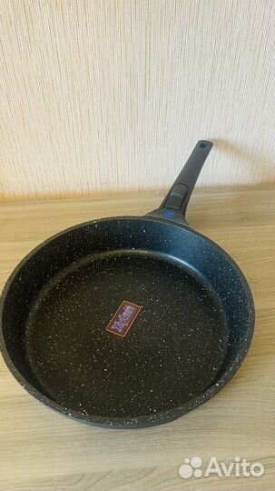 Сковорода Gipfel