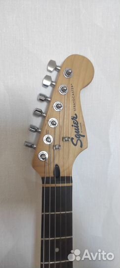 Электрогитара Squier Stratocaster