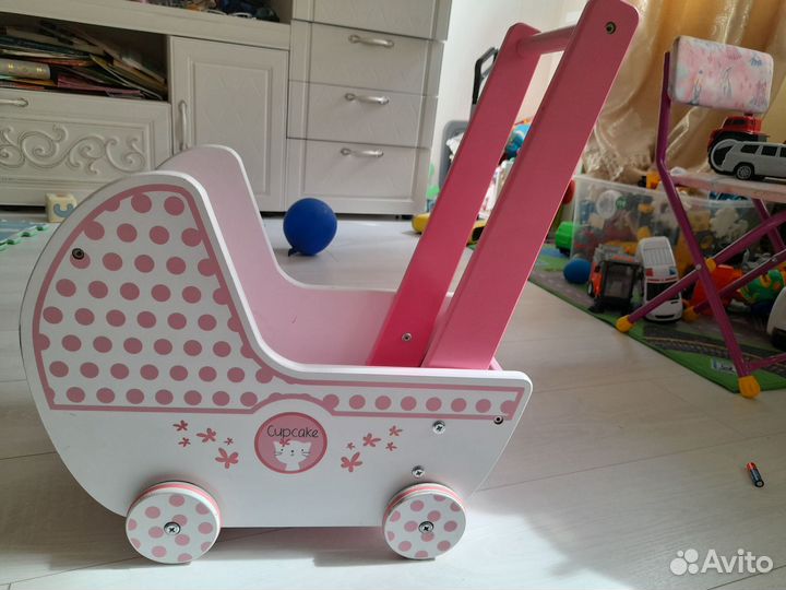 Колясочка деревянная ходунки