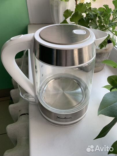 Электрочайник Moulinex