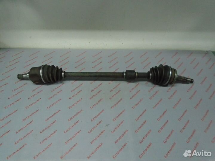 Nissan 39100-9F611 Вал приводной правый