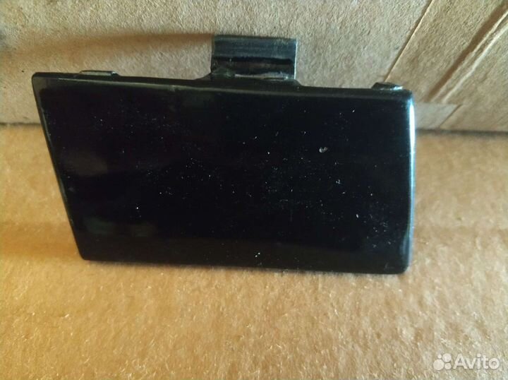 Заглушка буксировочного крюка Audi A8