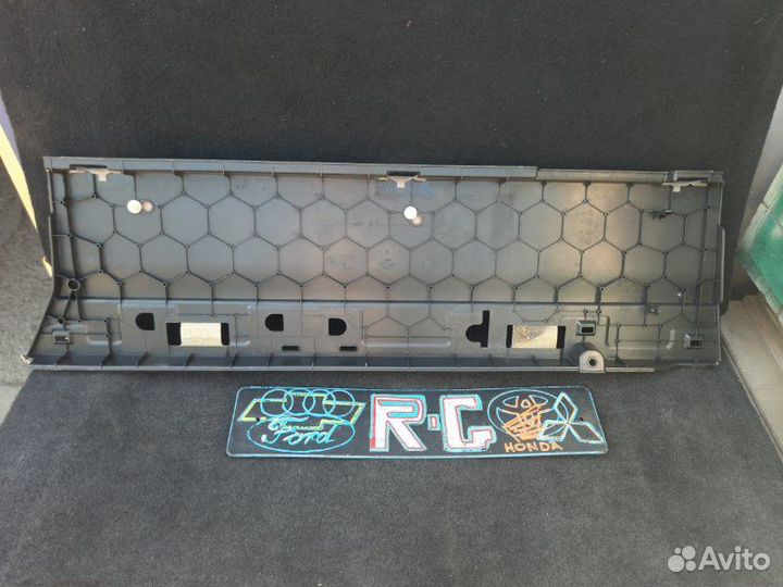 Пол багажника Toyota Prius ZVW30 2ZR-FXE 1.8 2010